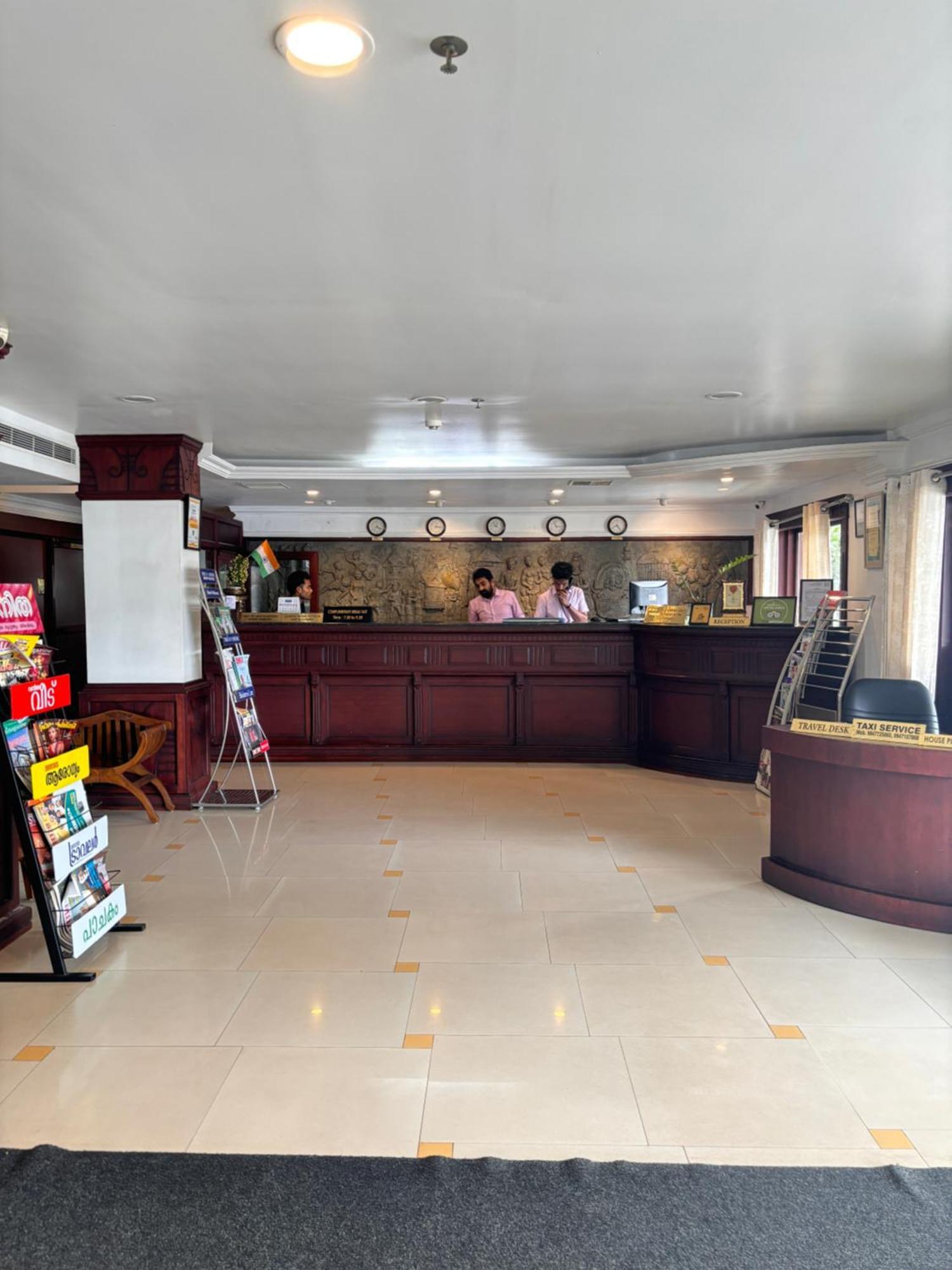 Maharani Hotel Kozhikode Exterior photo