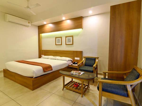 Maharani Hotel Kozhikode Exterior photo