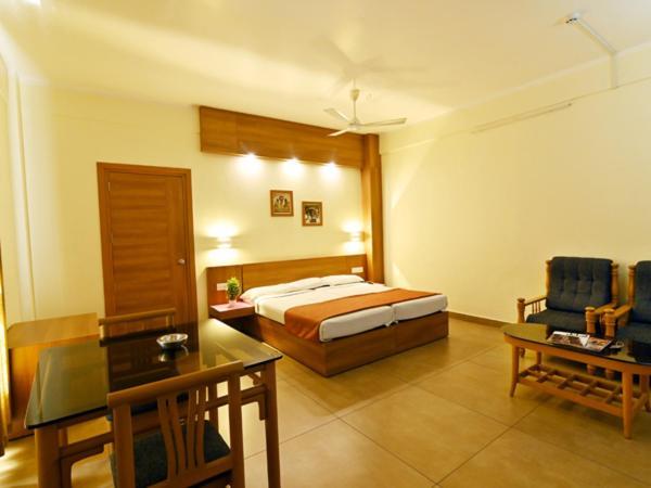 Maharani Hotel Kozhikode Exterior photo