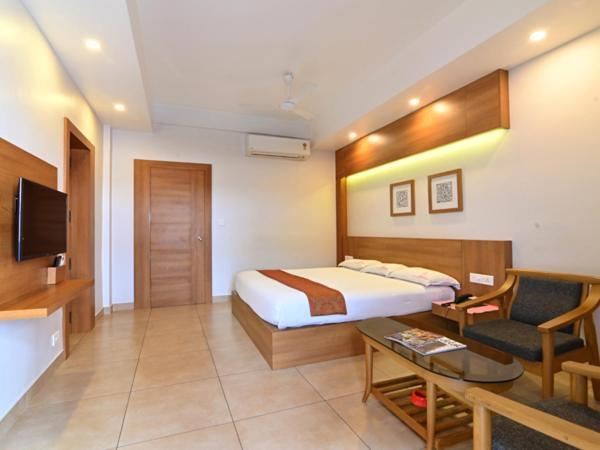 Maharani Hotel Kozhikode Exterior photo