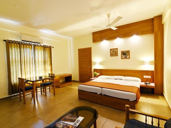 Maharani Hotel Kozhikode Exterior photo